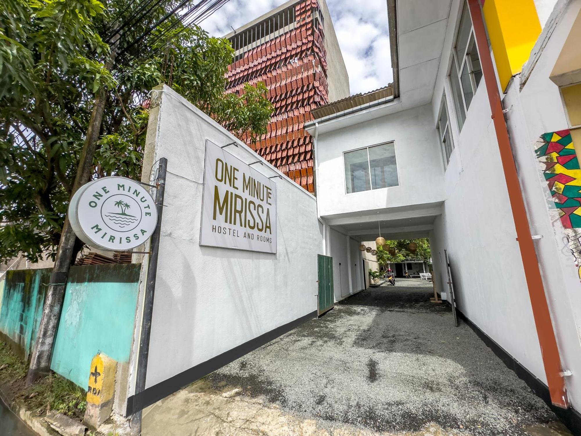 Albergue One Minute Mirissa Exterior foto
